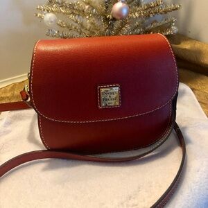 Dooney & Bourke Elegant Small Saddle Crossbody Bag